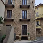 La Casa Delle Rondini Pensjonat Baunei