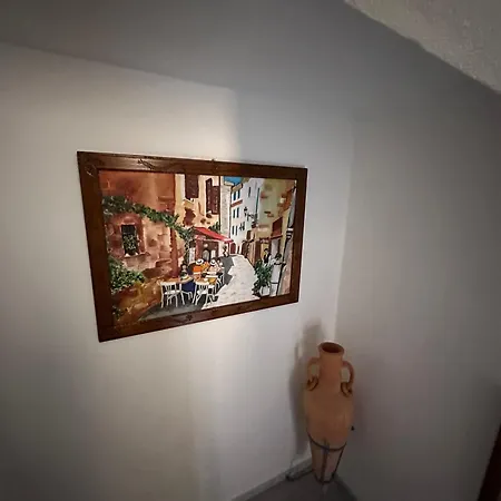 La Casa Delle Rondini Гостевой дом