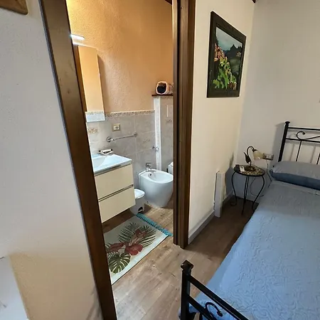La Casa Delle Rondini ゲストハウス バウネーイ