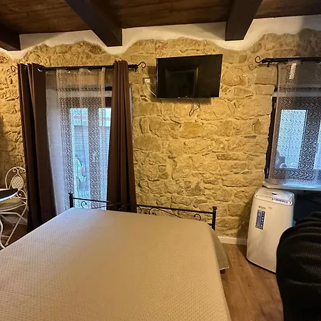 Konukevi La Casa Delle Rondini Baunei